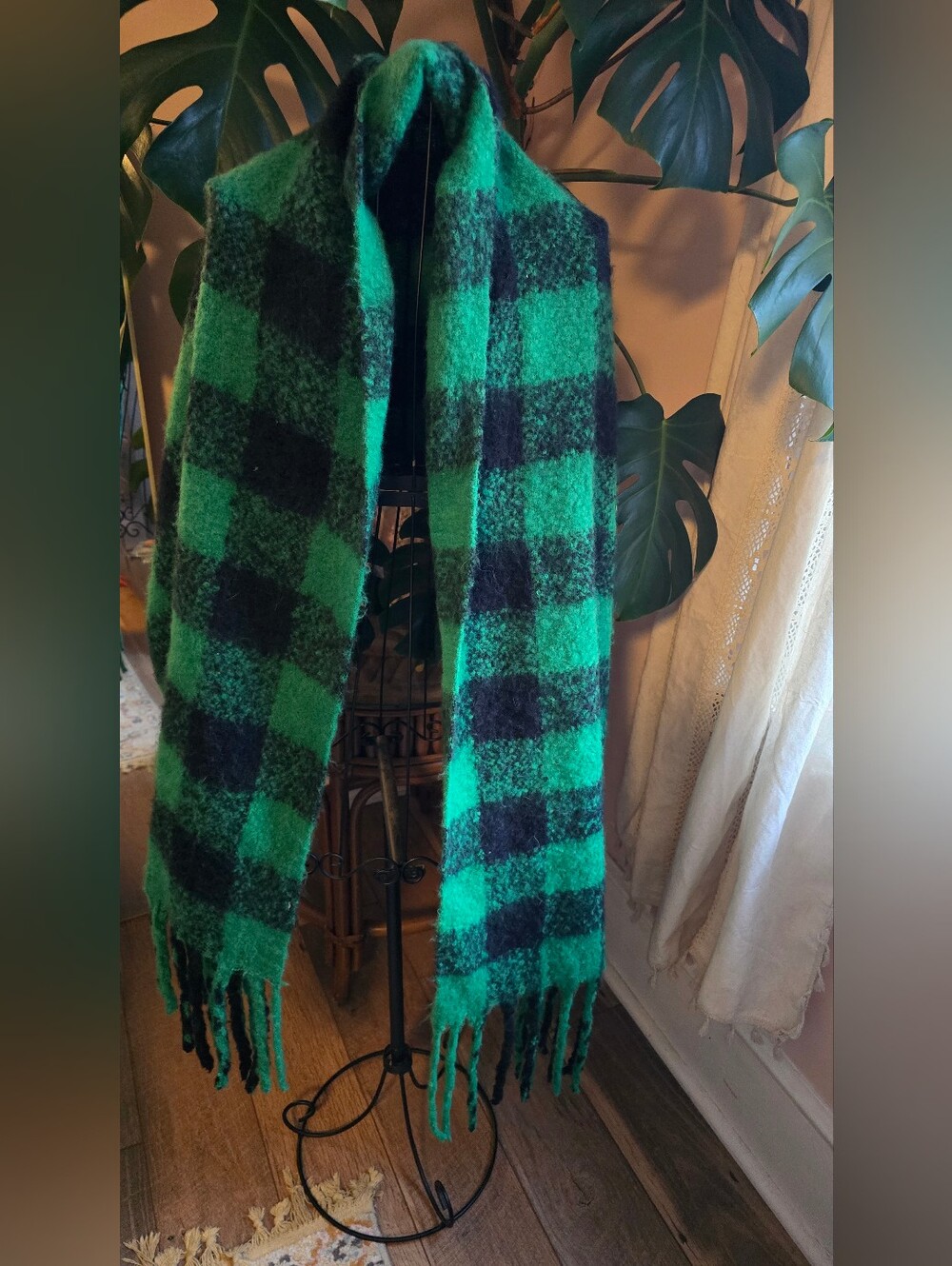 Emerald Green Black Buffalo Plaid Chunky Knit Fringe Blanket Scarf OS